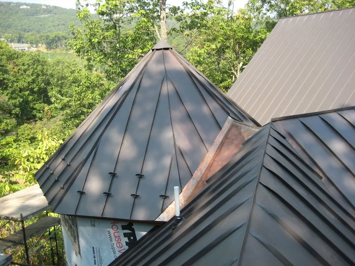 Professional Gutter Cleaning by Craftsman Roofing in Oak Knoll